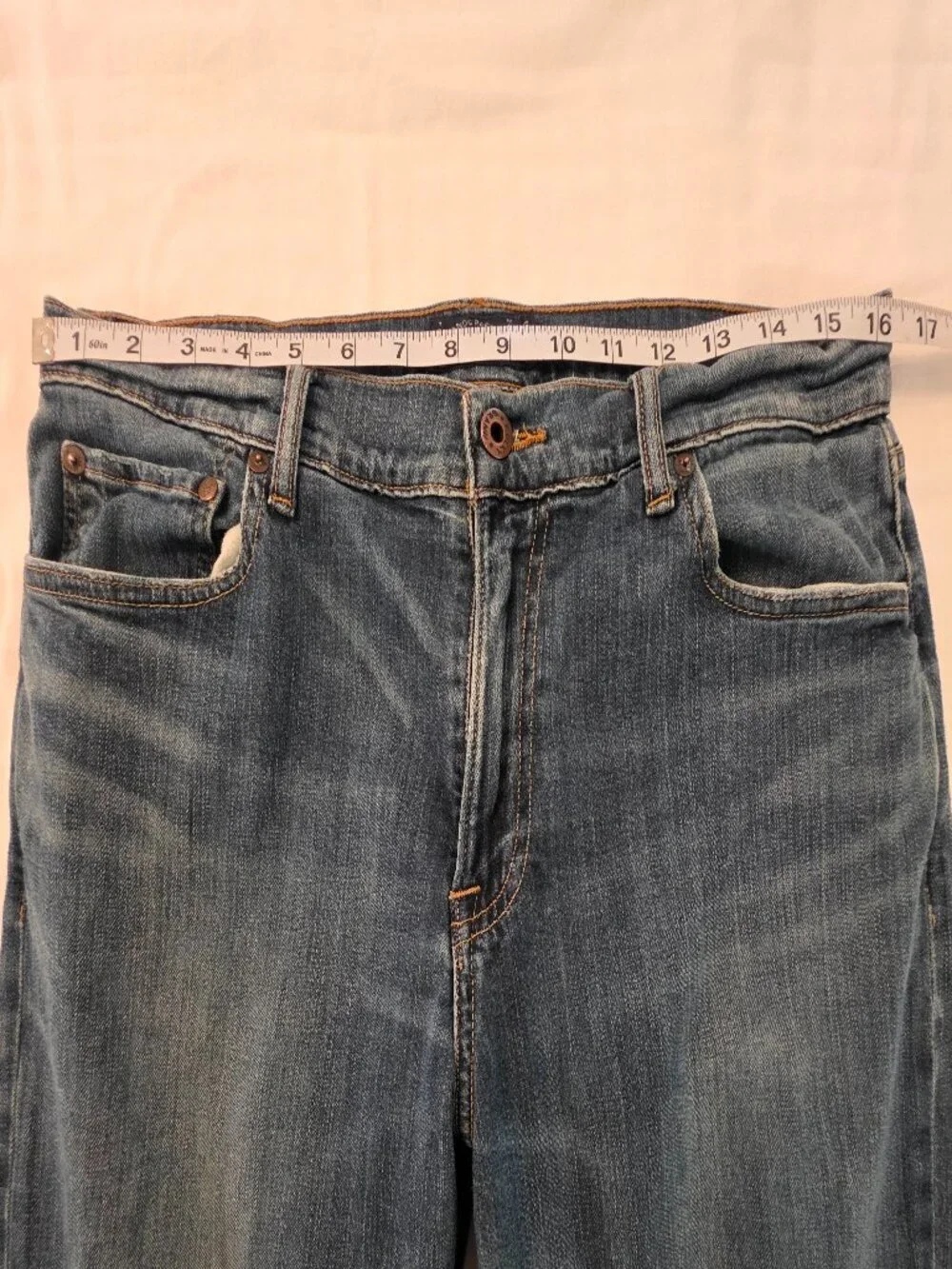 Lucky Brand Men's 410 Athletic Fit Denim Jeans, Size 33